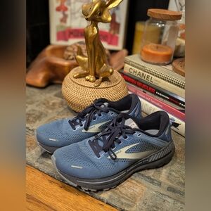 Brooks Adrenaline GTS 22 US8.5